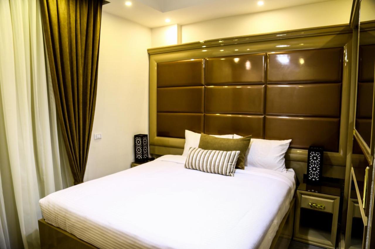 Villa 14 Suites 6th of October City Buitenkant foto