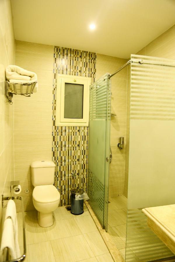 Villa 14 Suites 6th of October City Buitenkant foto